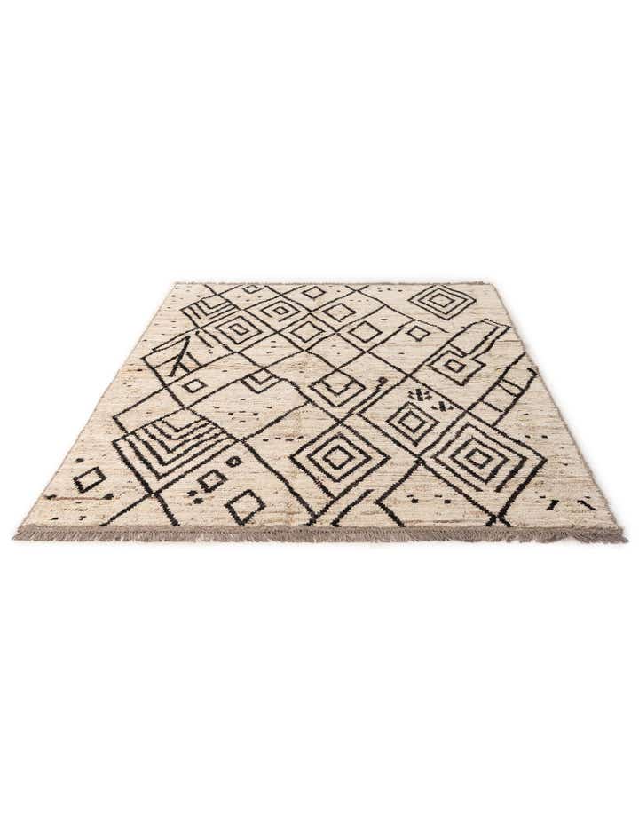 5' 11 x 7' 9 Hand Knotted Moroccan Wool Rug