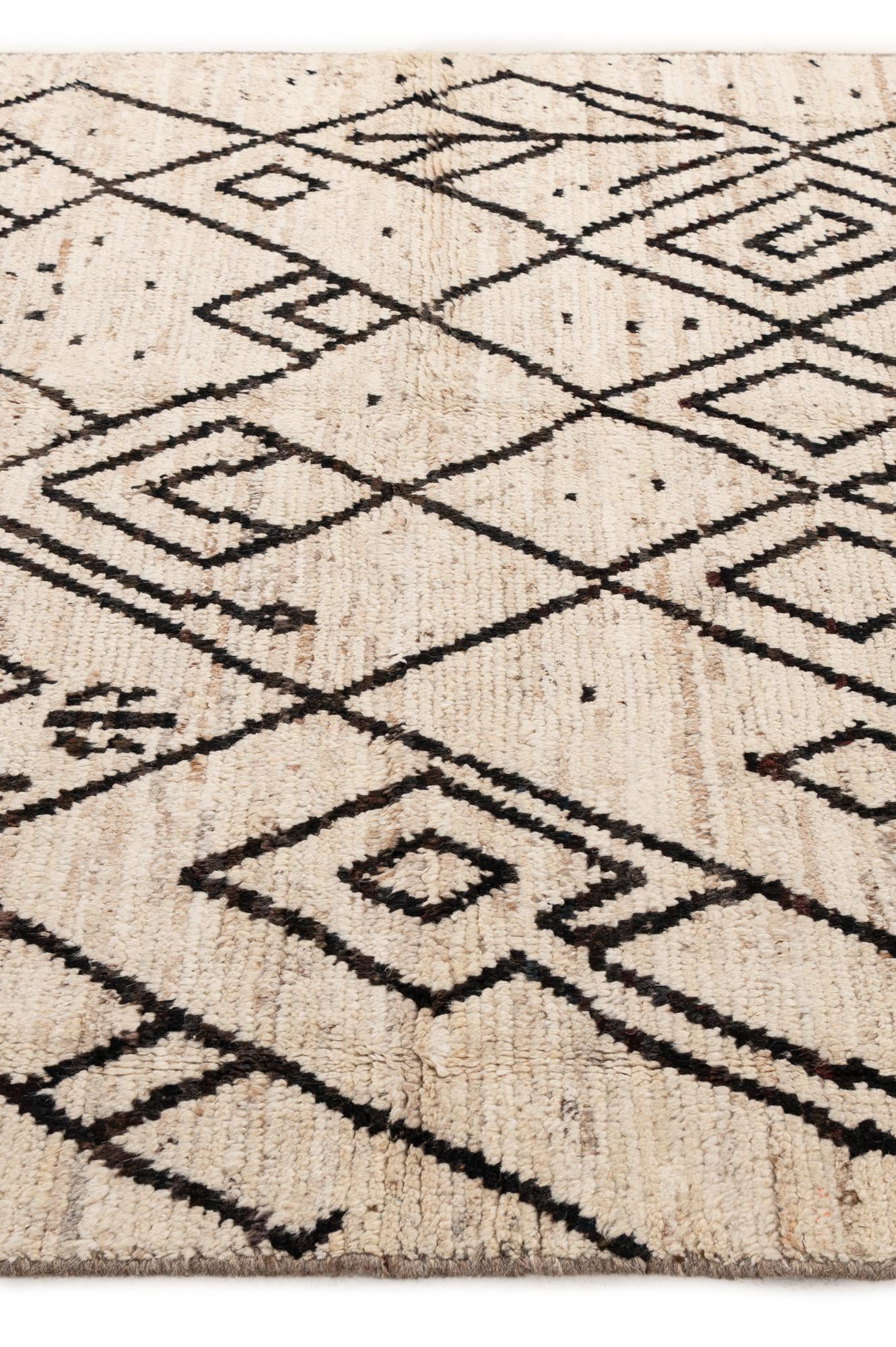 5' 11 x 7' 9 Hand Knotted Moroccan Wool Rug