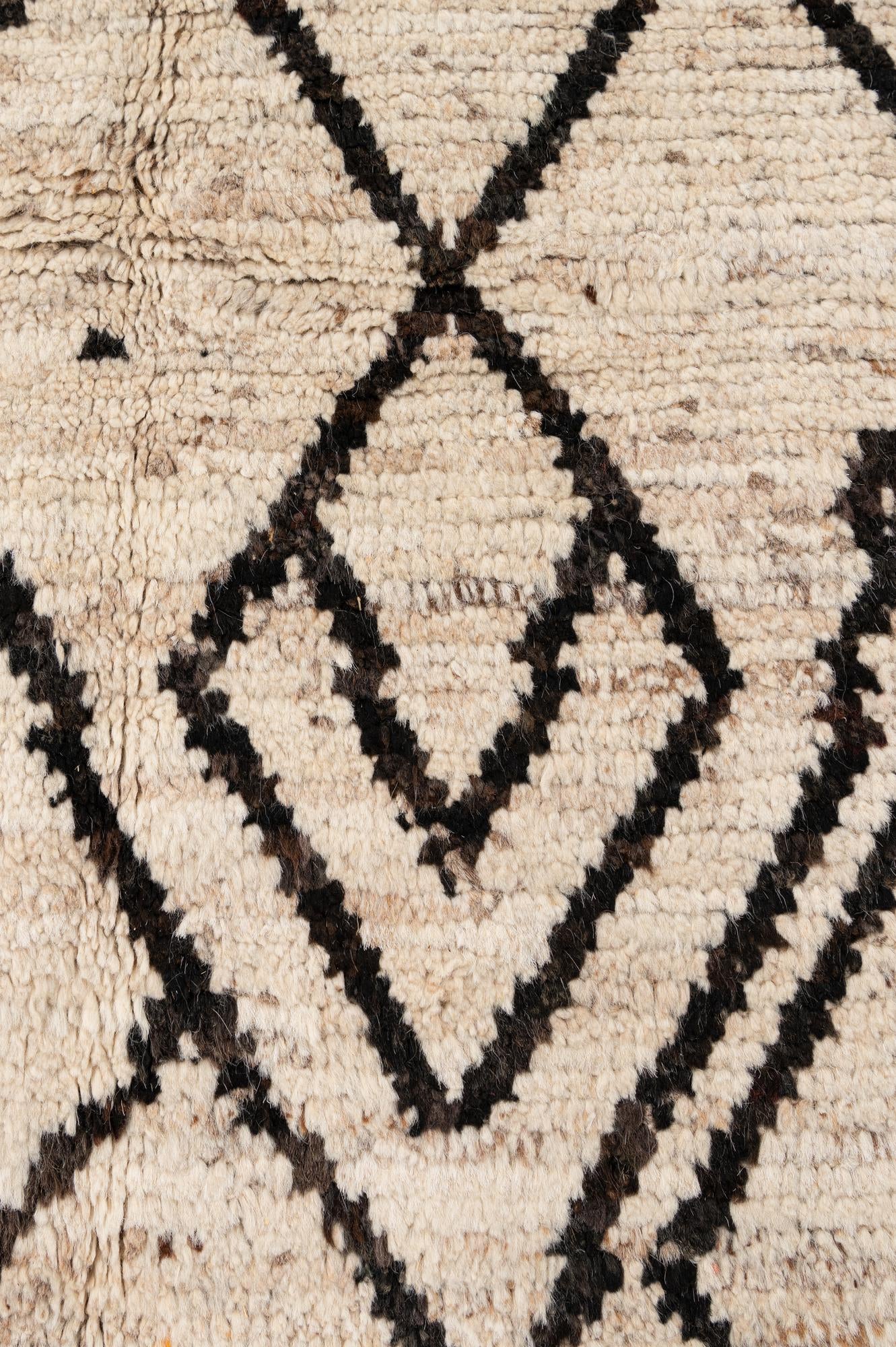 5' 11 x 7' 9 Hand Knotted Moroccan Wool Rug