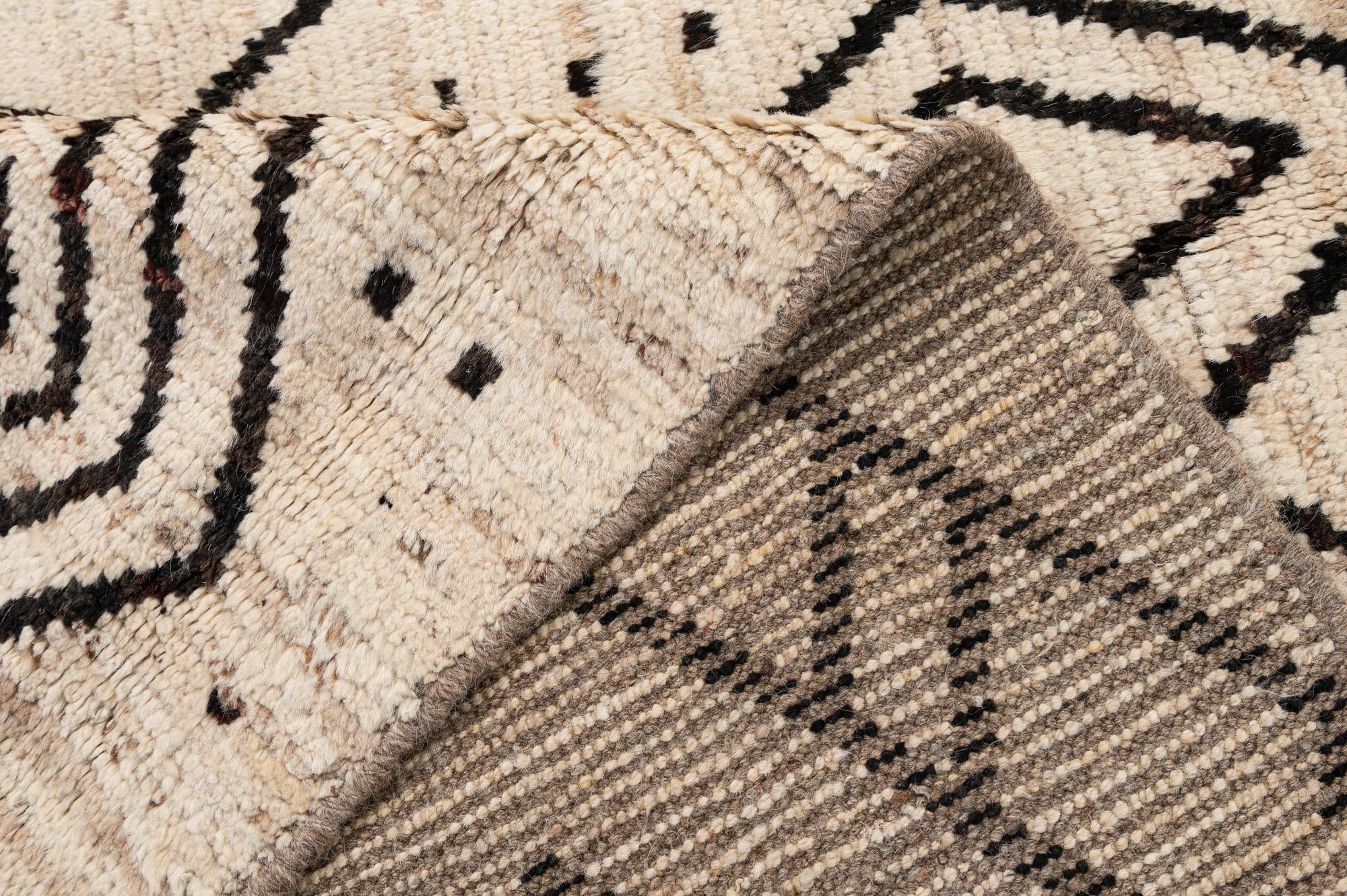 5' 11 x 7' 9 Hand Knotted Moroccan Wool Rug