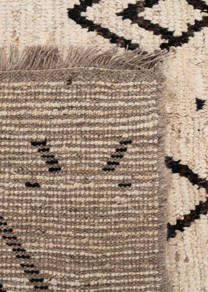 5' 11 x 7' 9 Hand Knotted Moroccan Wool Rug