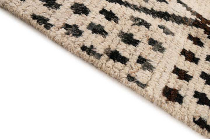 5' 11 x 7' 11 Hand Knotted Moroccan Wool Rug