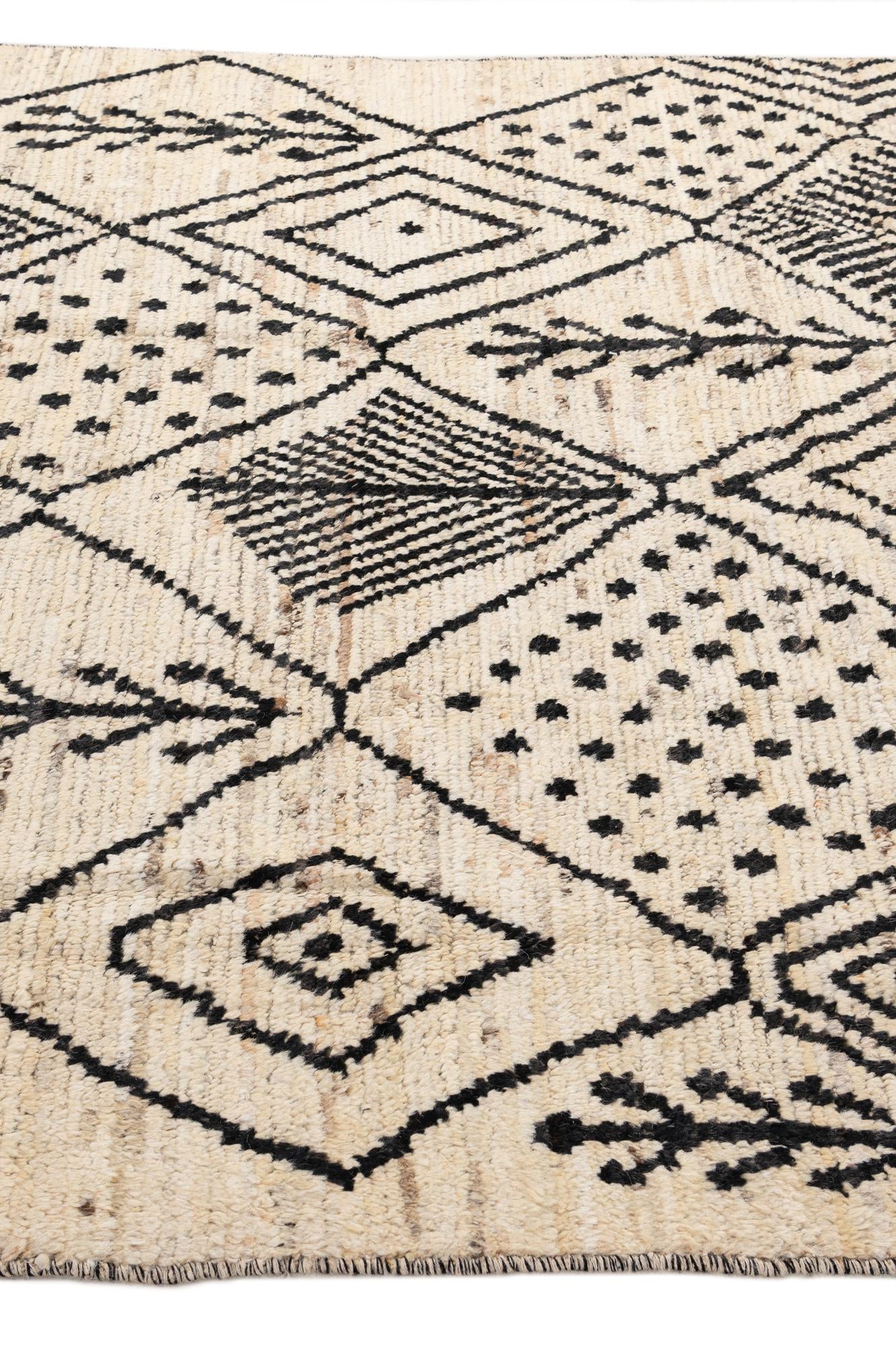 6' 1 x 8' 9 Hand Knotted Moroccan Wool Rug