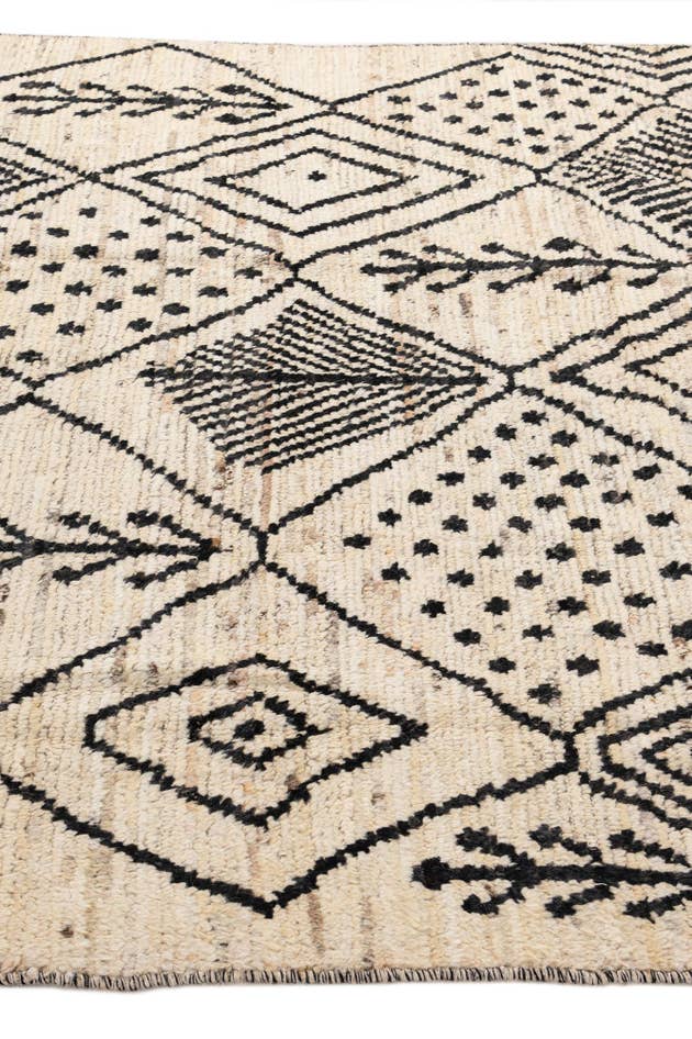 Detail image of 6' 1 x 8' 9 Hand Knotted Moroccan Wool Rug