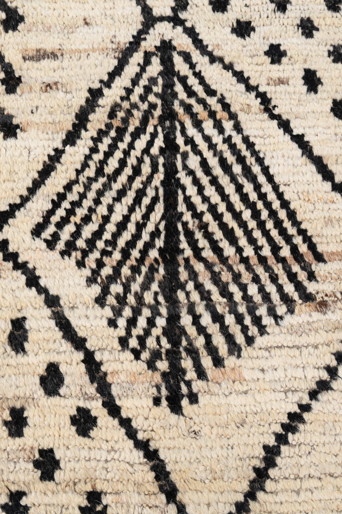 6' 1 x 8' 9 Hand Knotted Moroccan Wool Rug