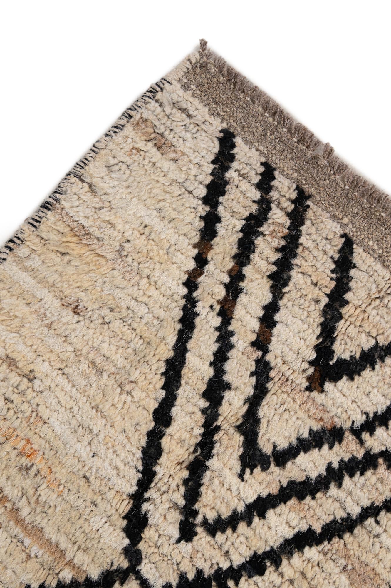 6' 1 x 8' 9 Hand Knotted Moroccan Wool Rug