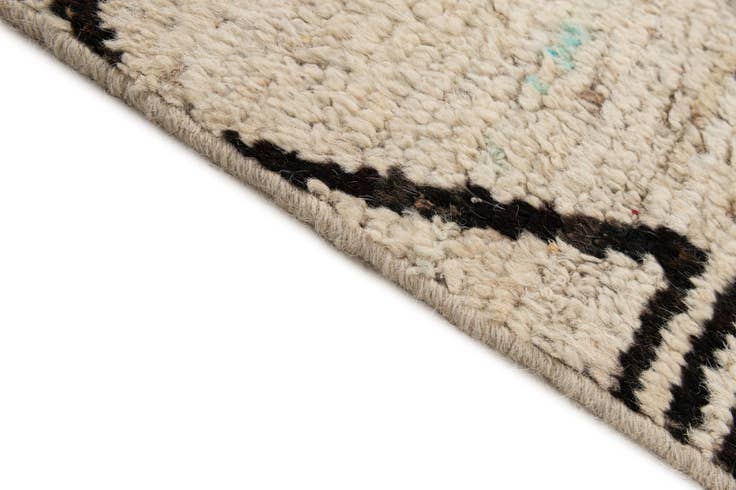 Detail image of 6' 8 x 9' 10 Hand Knotted Moroccan Wool Rug