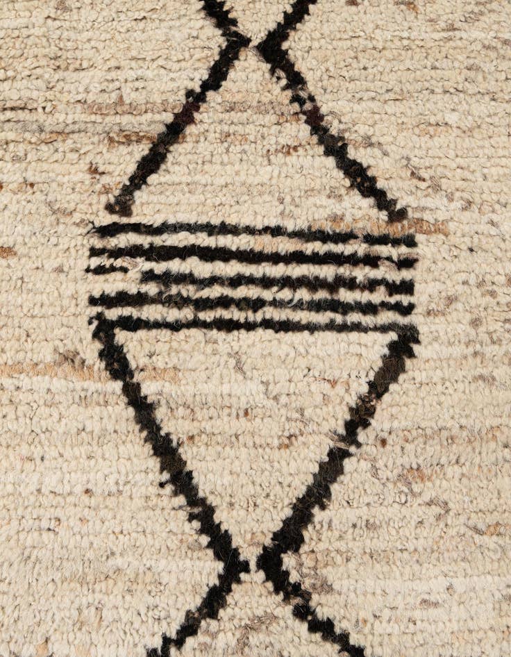 Detail image of 6' 8 x 9' 10  Hand Knotted Moroccan Wool Rug