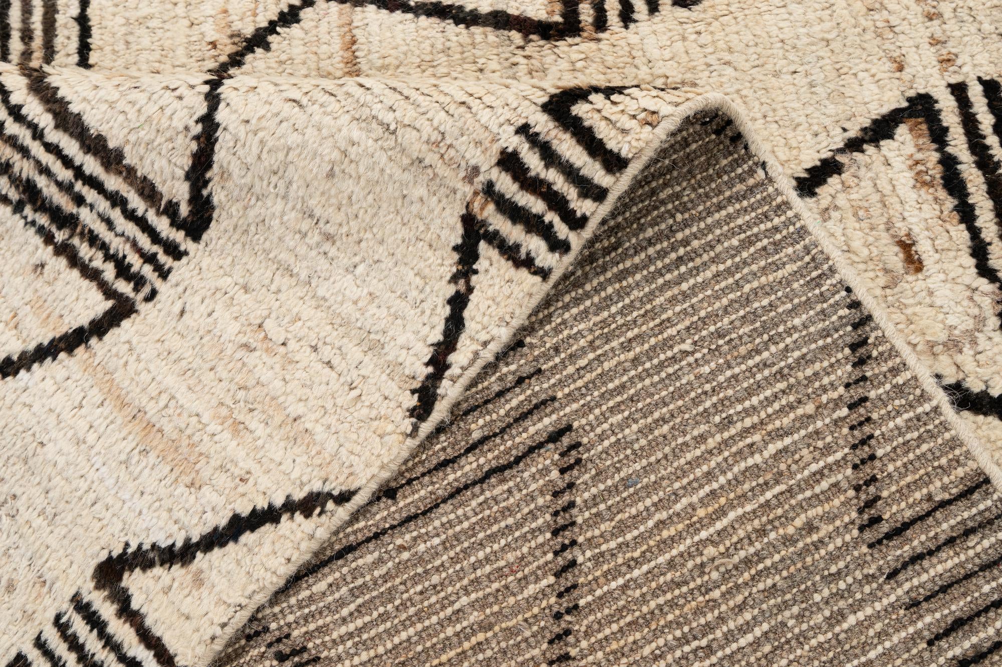 6' 8 x 9' 10 Hand Knotted Moroccan Wool Rug