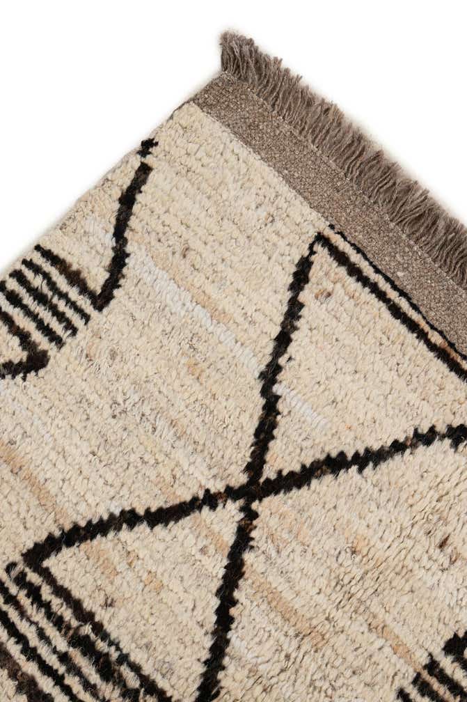 6' 8 x 9' 10 Hand Knotted Moroccan Wool Rug