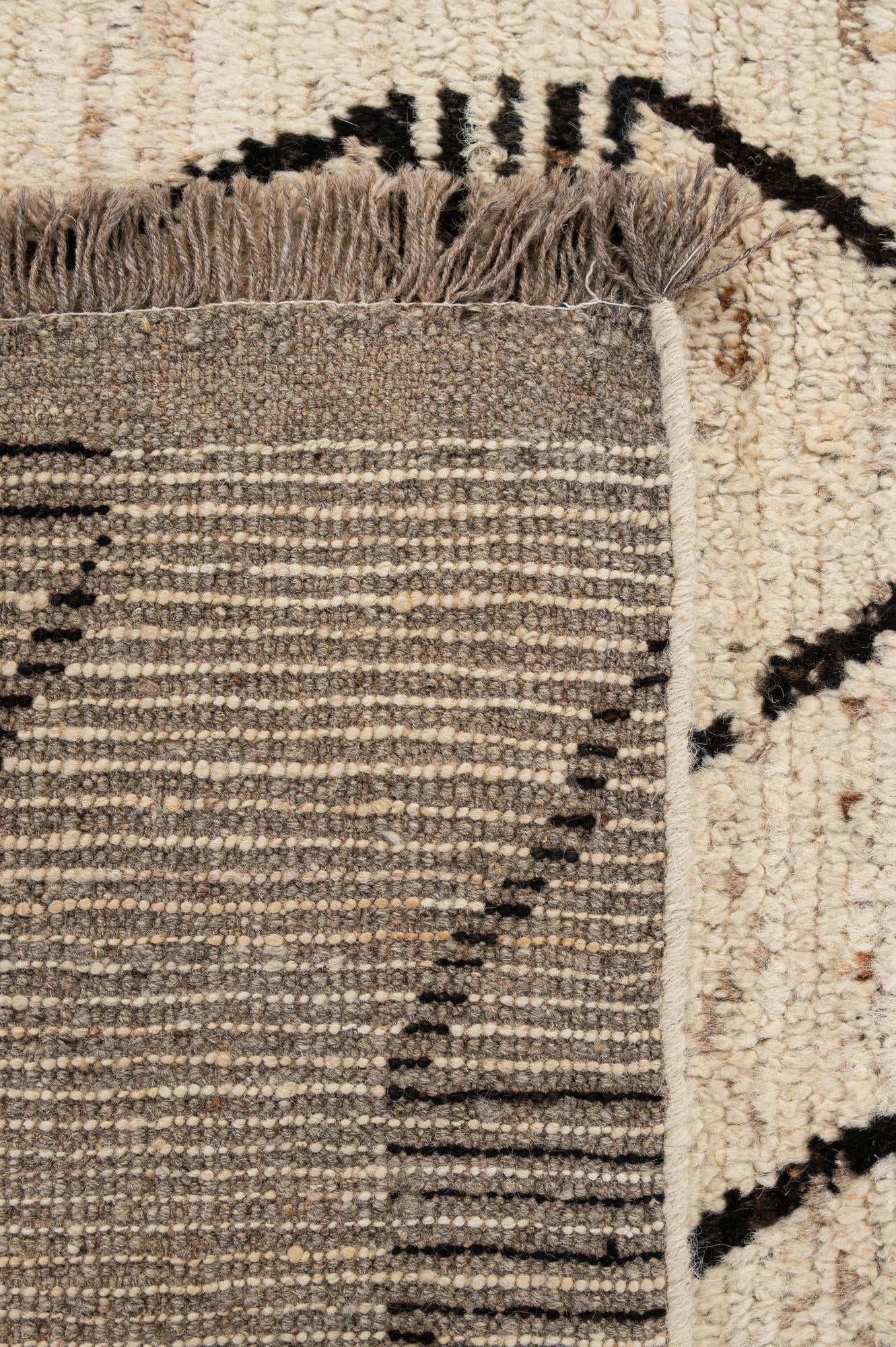 6' 8 x 9' 10 Hand Knotted Moroccan Wool Rug