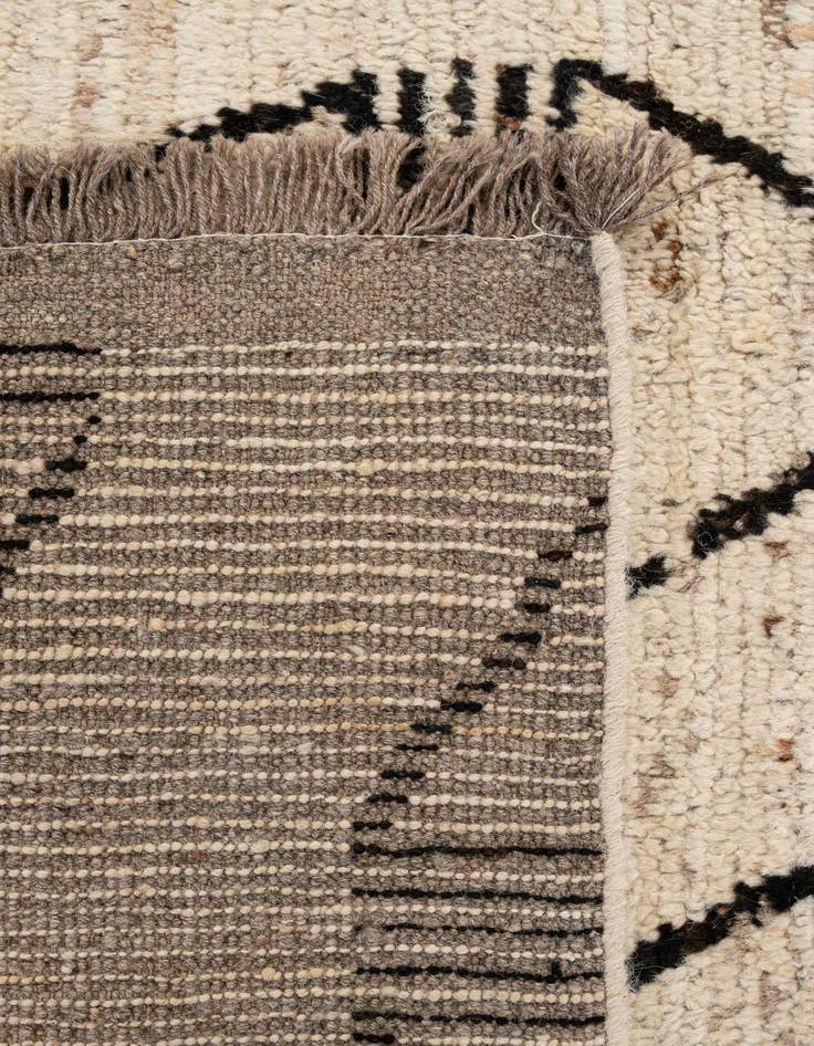 Detail image of 6' 8 x 9' 10  Hand Knotted Moroccan Wool Rug