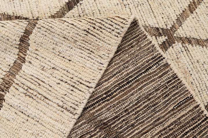 6' 9 x 9' 9 Hand Knotted Moroccan Wool Rug