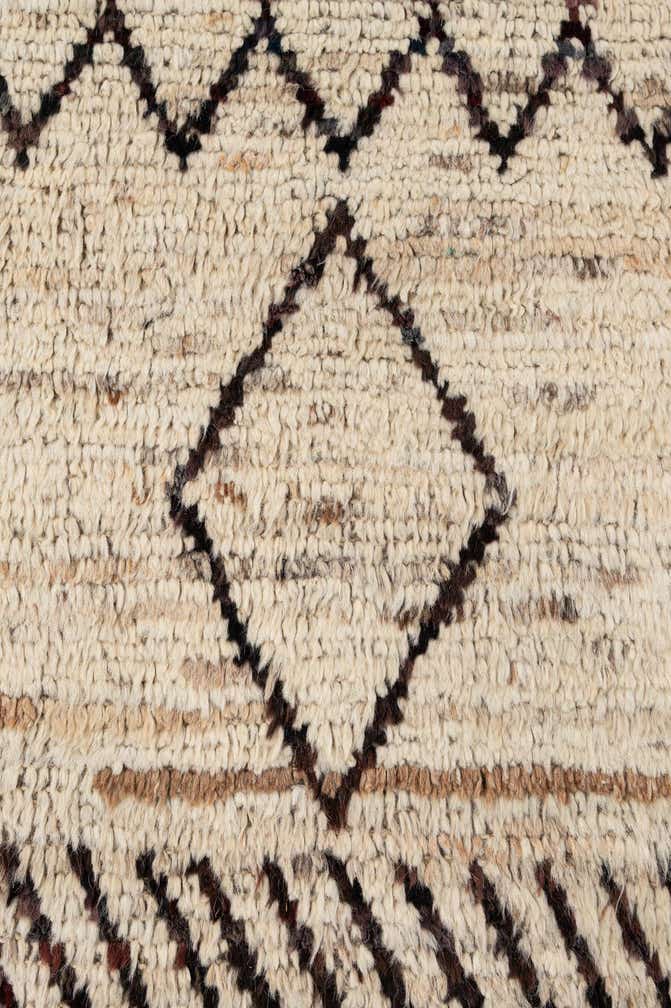 8' 1 x 9' 9 Hand Knotted Moroccan Wool Rug