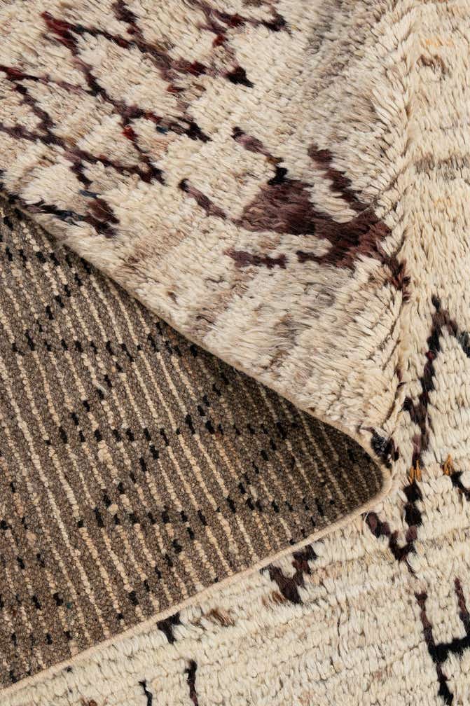 8' 1 x 9' 9 Hand Knotted Moroccan Wool Rug