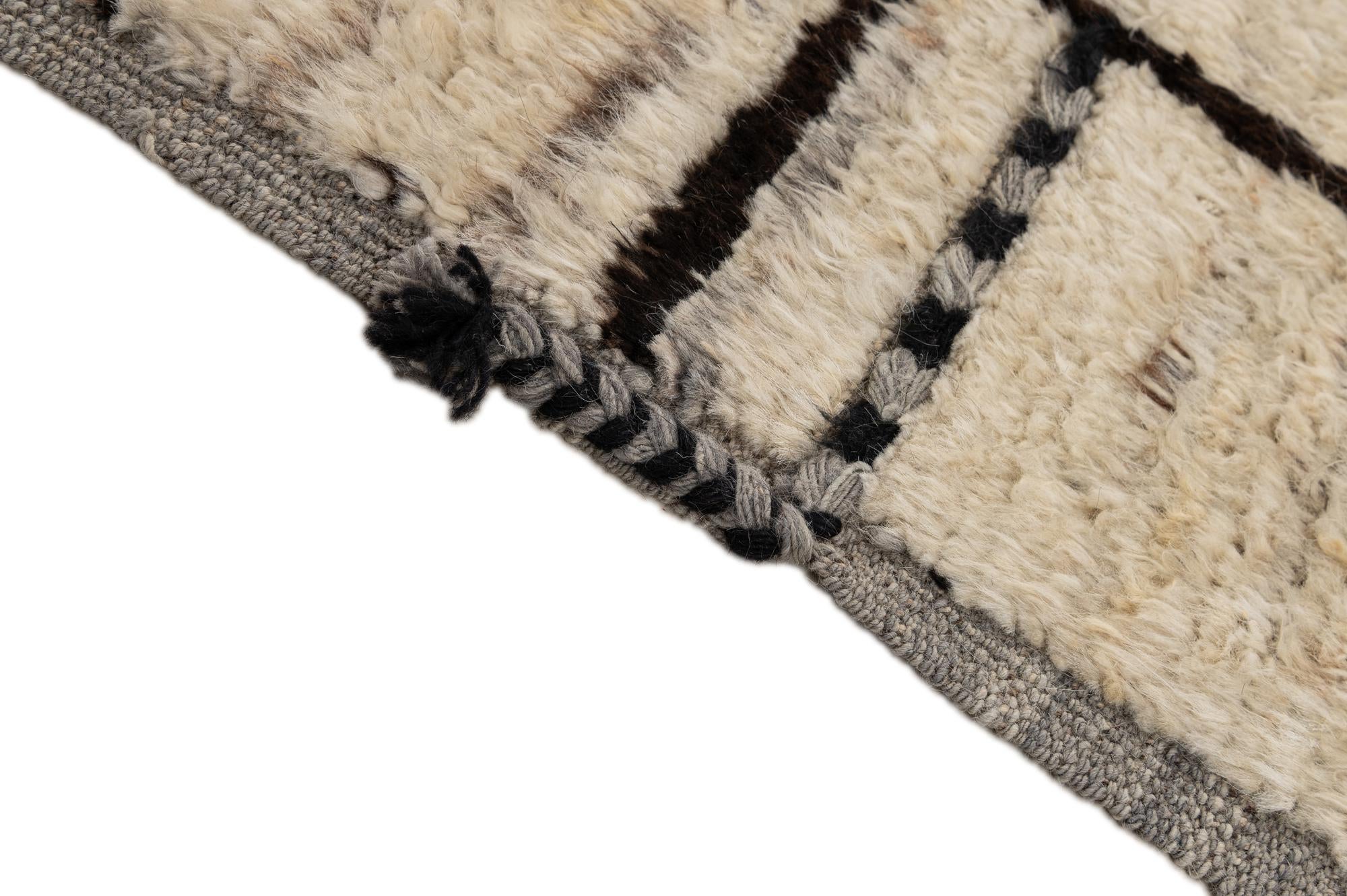 8' 5 x 10' 7 Hand Knotted Moroccan Wool Rug