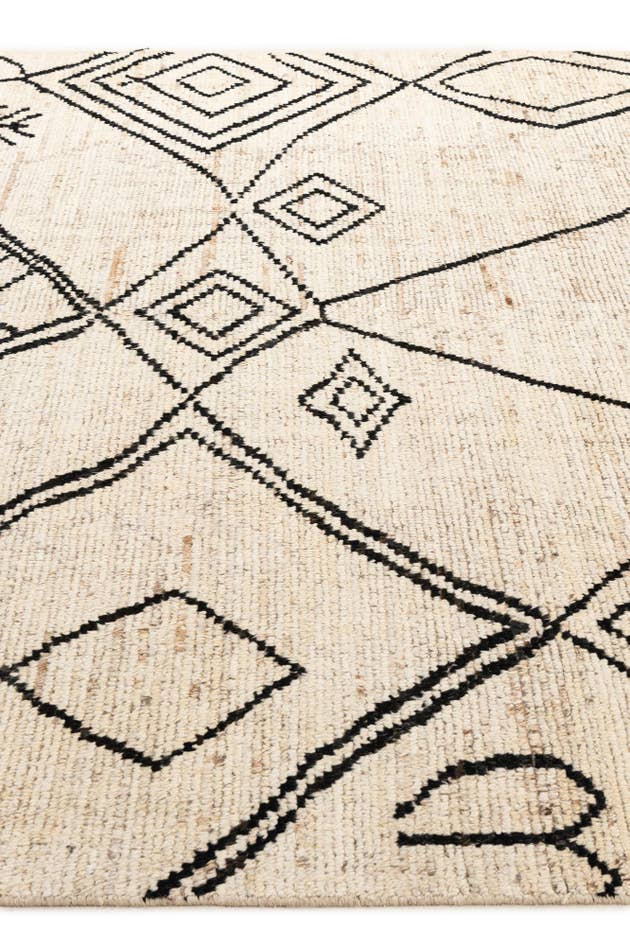 Detail image of 8' 7 x 10' 5 Hand Knotted Moroccan Wool Rug