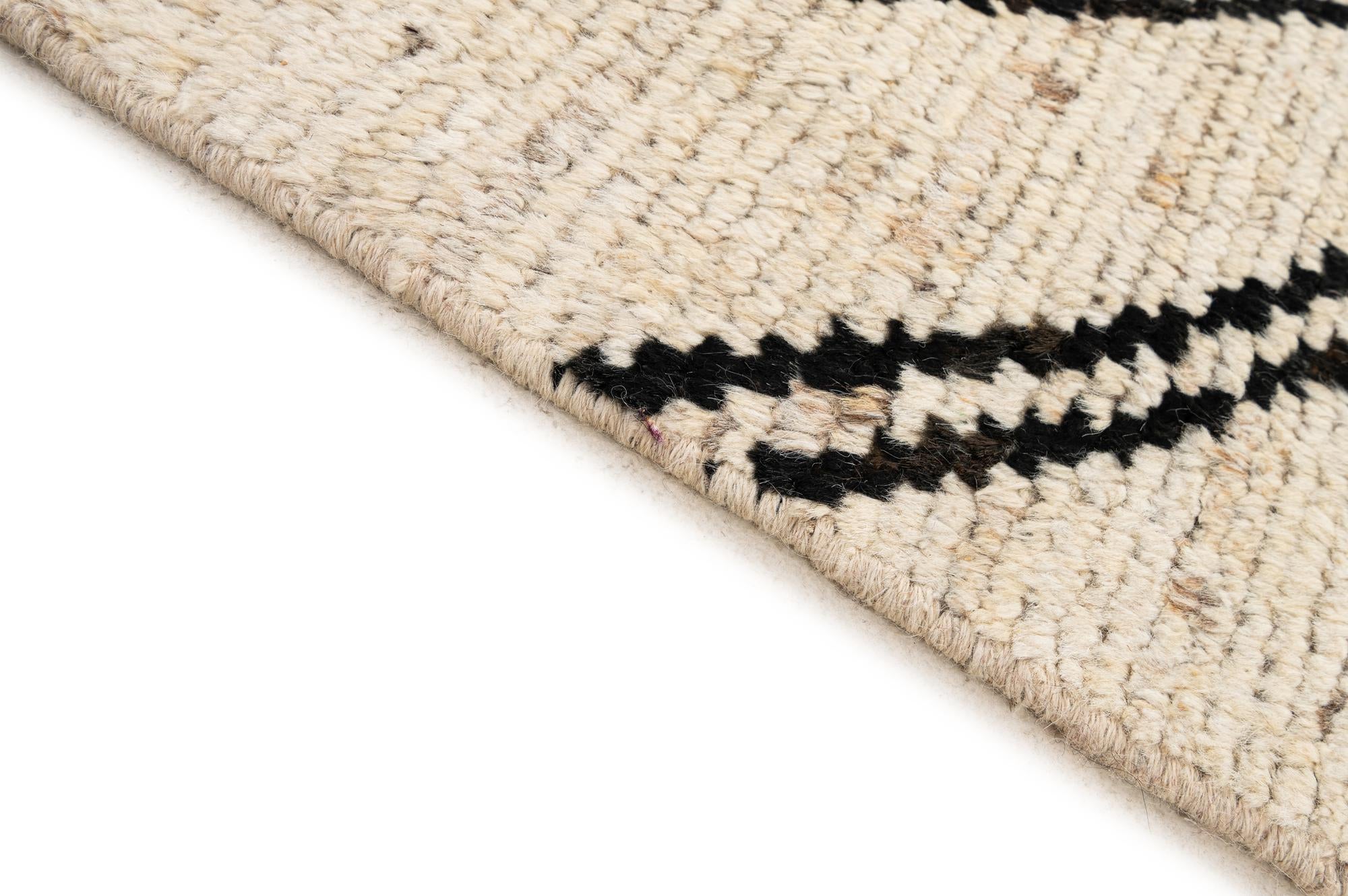 8' 7 x 10' 5 Hand Knotted Moroccan Wool Rug