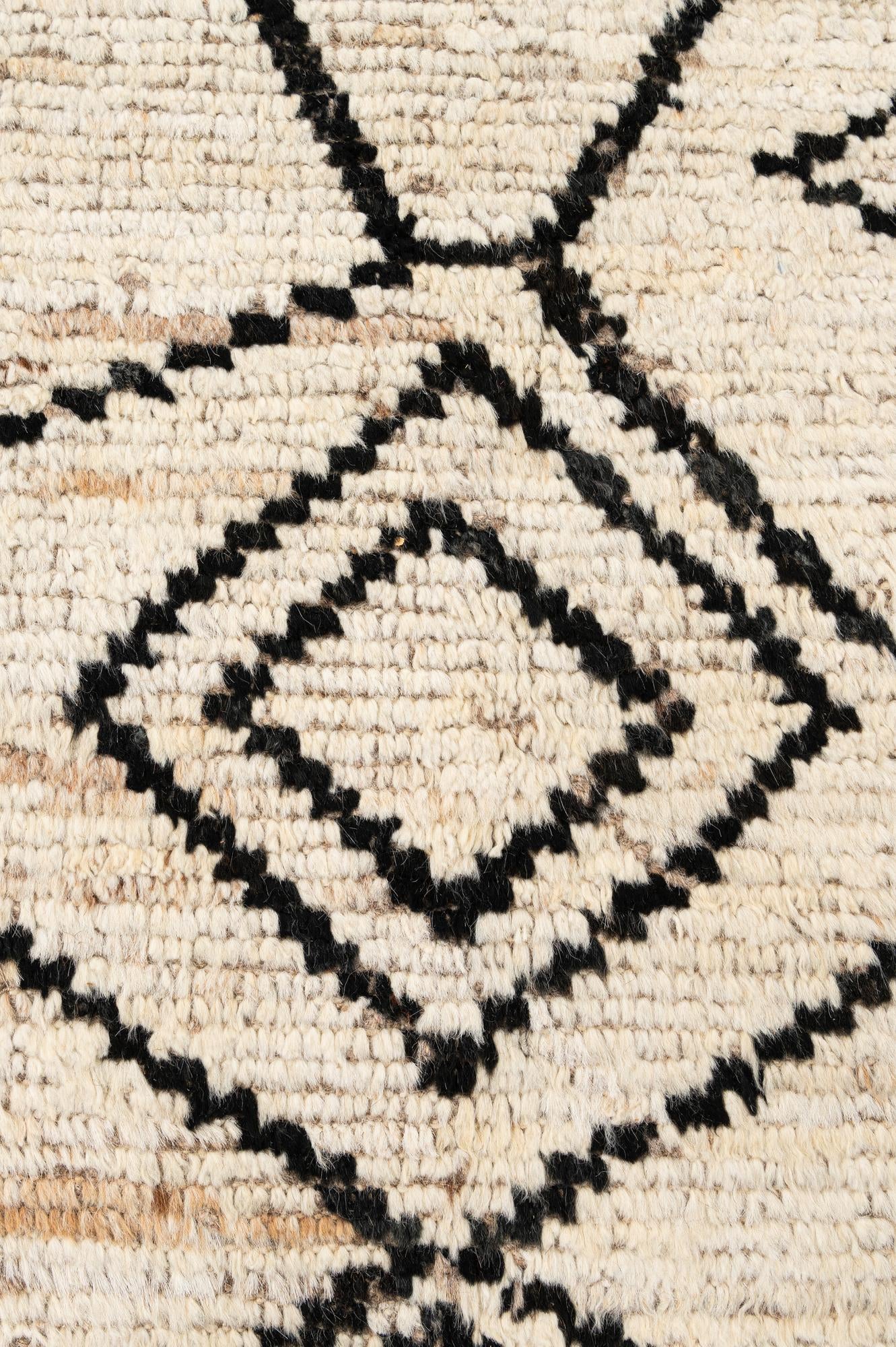 8' 7 x 10' 5 Hand Knotted Moroccan Wool Rug