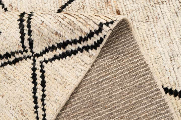 8' 7 x 10' 5 Hand Knotted Moroccan Wool Rug