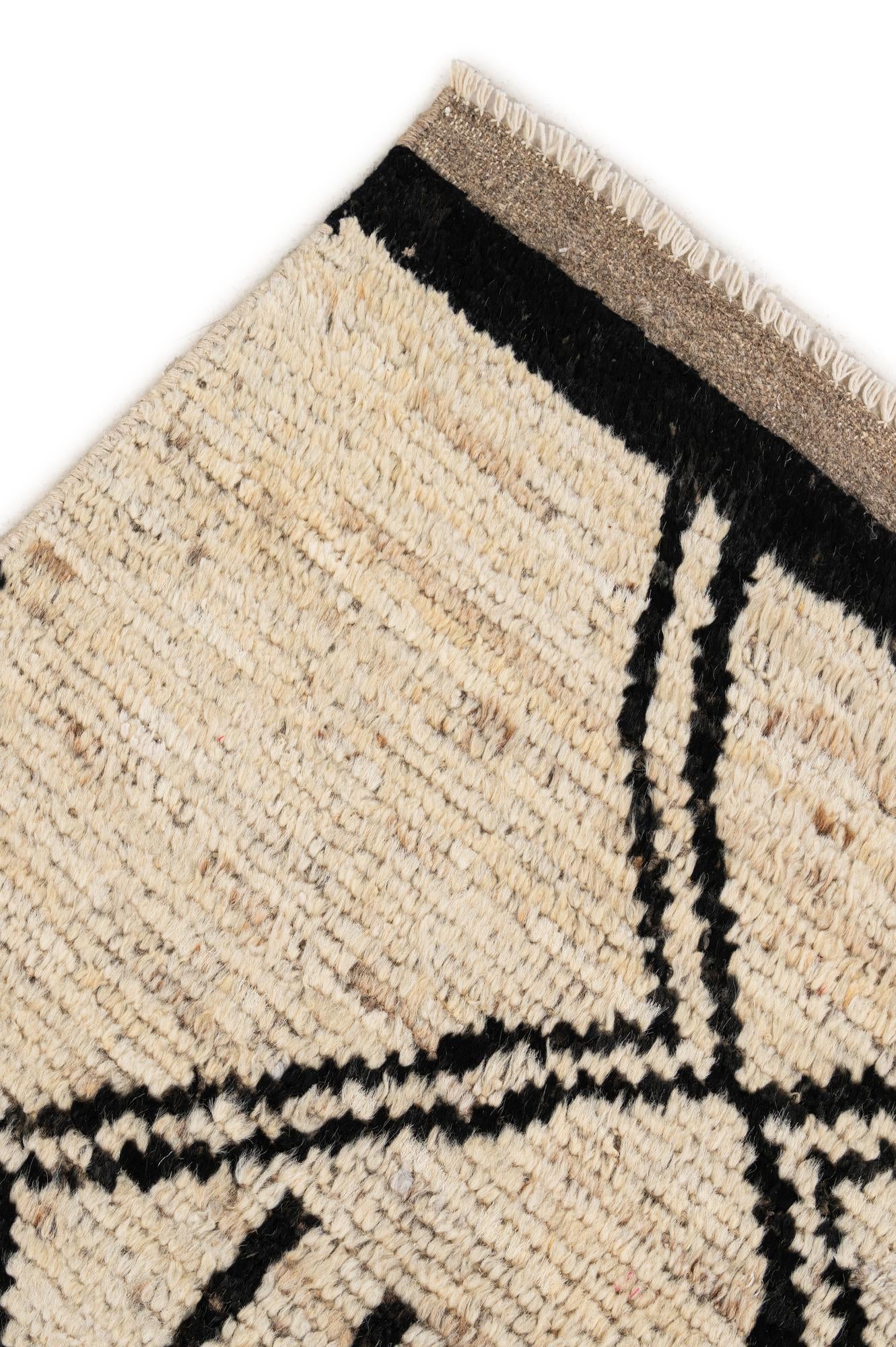 8' 7 x 10' 5 Hand Knotted Moroccan Wool Rug