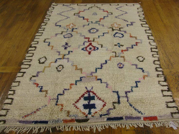 Detail image of 4' 10 x 7' 1 Hand Knotted Moroccan Wool Rug
