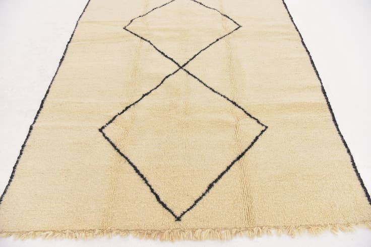 Detail image of 6' x 9' 8 Hand Knotted Moroccan Wool Rug