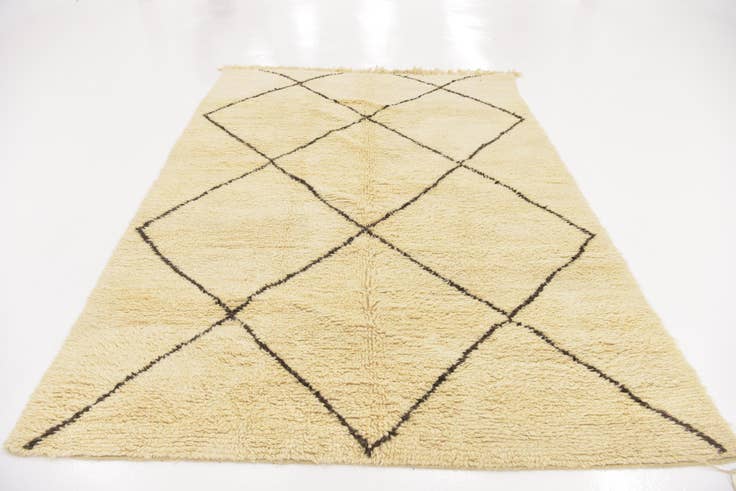Detail image of 6' 10 x 9' 9 Hand Knotted Moroccan Wool Rug