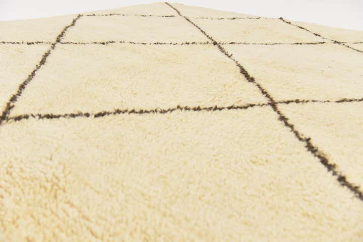6' 10 x 9' 9 Hand Knotted Moroccan Wool Rug