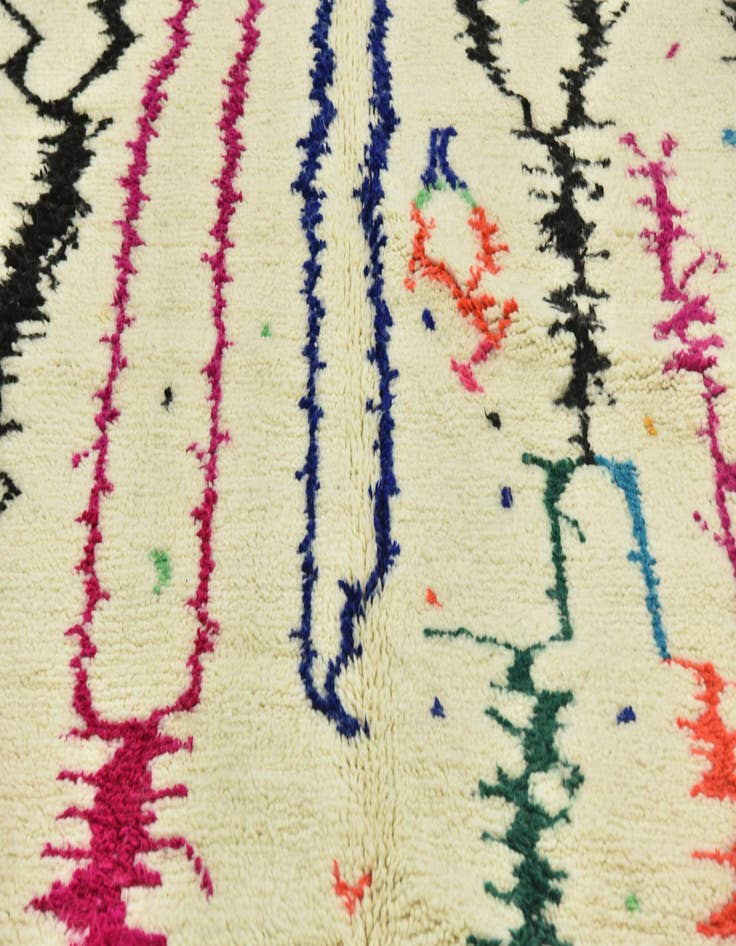 Detail image of 7' x 9' 5 Hand Knotted Moroccan Wool Rug