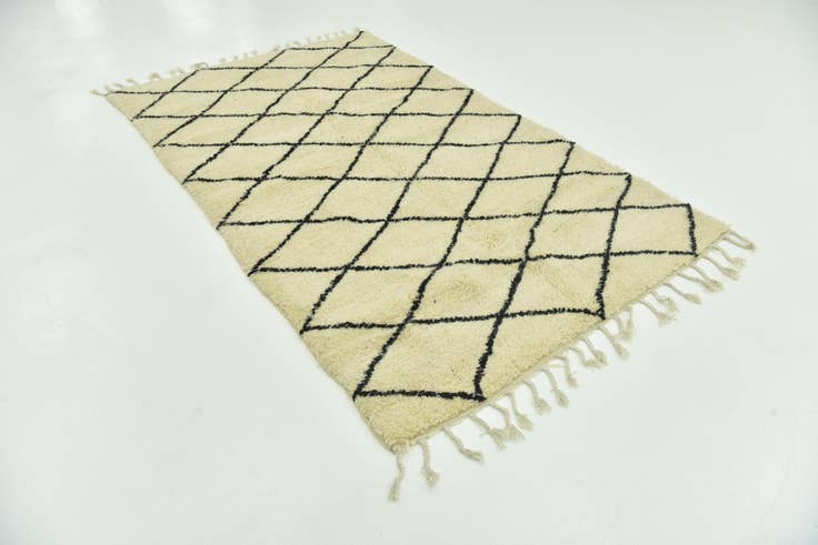 Detail image of 5' x 8' 2 Hand Knotted Moroccan Wool Rug