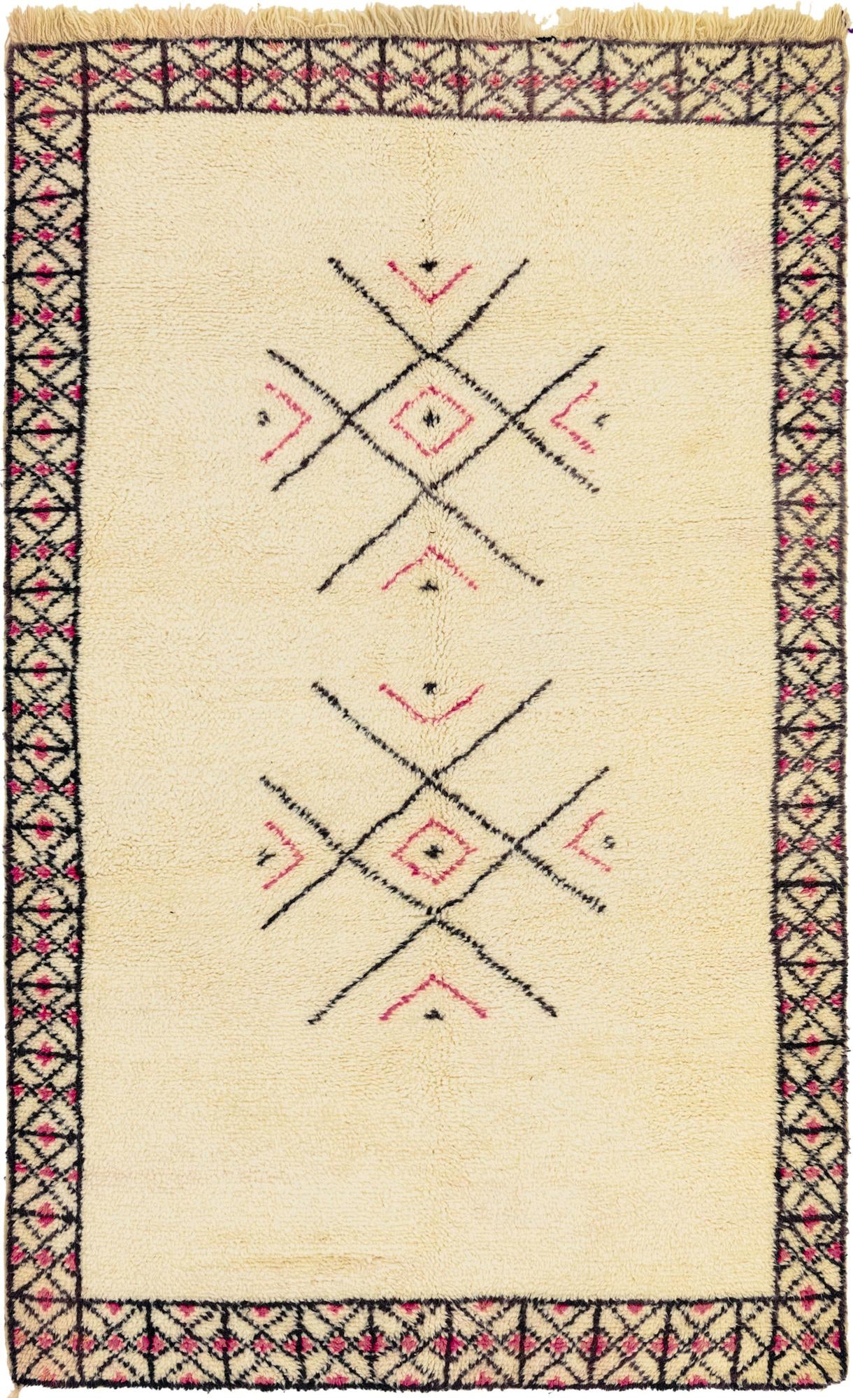 5' 2 x 9' Hand Knotted Moroccan Wool Rug
