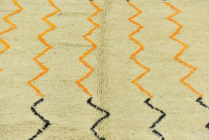 Detail image of 5' x 8' 5 Hand Knotted Moroccan Wool Rug