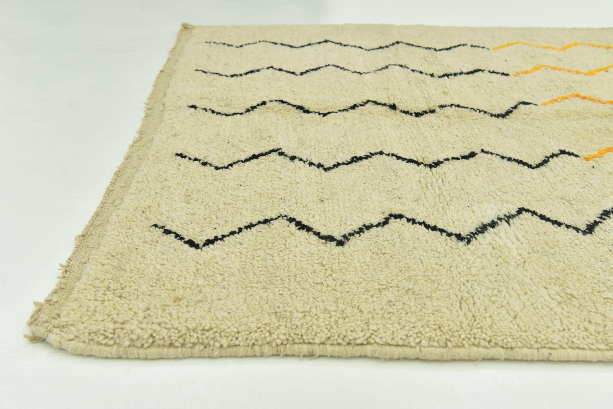 5' x 8' 5 Hand Knotted Moroccan Wool Rug