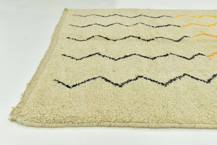 Detail image of 5' x 8' 5 Hand Knotted Moroccan Wool Rug