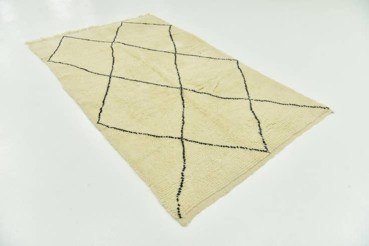 Detail image of 4' 10 x 8' 3 Hand Knotted Moroccan Wool Rug