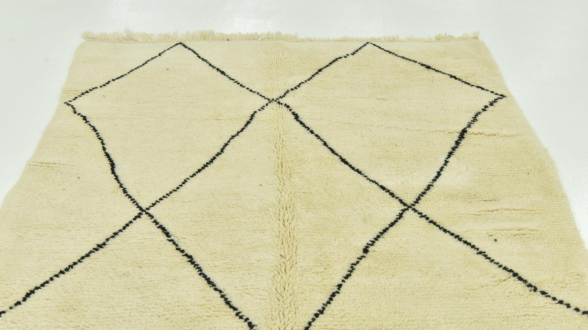4' 10 x 8' 3 Hand Knotted Moroccan Wool Rug