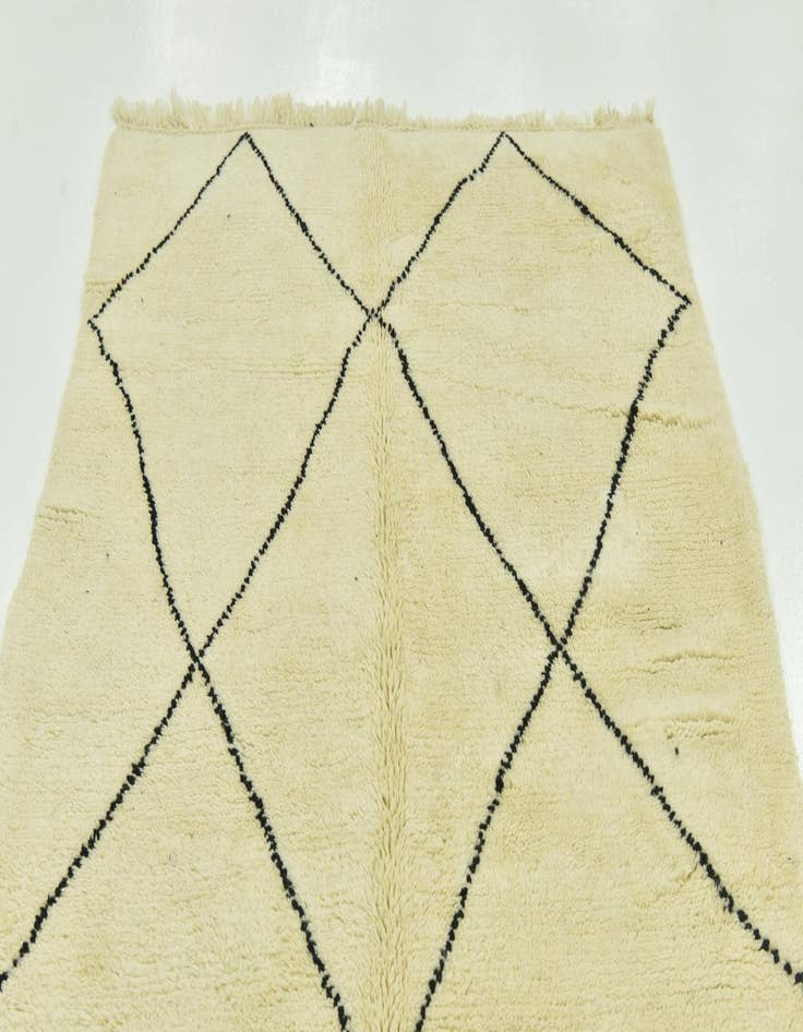 Detail image of 4' 10 x 8' 3  Hand Knotted Moroccan Wool Rug