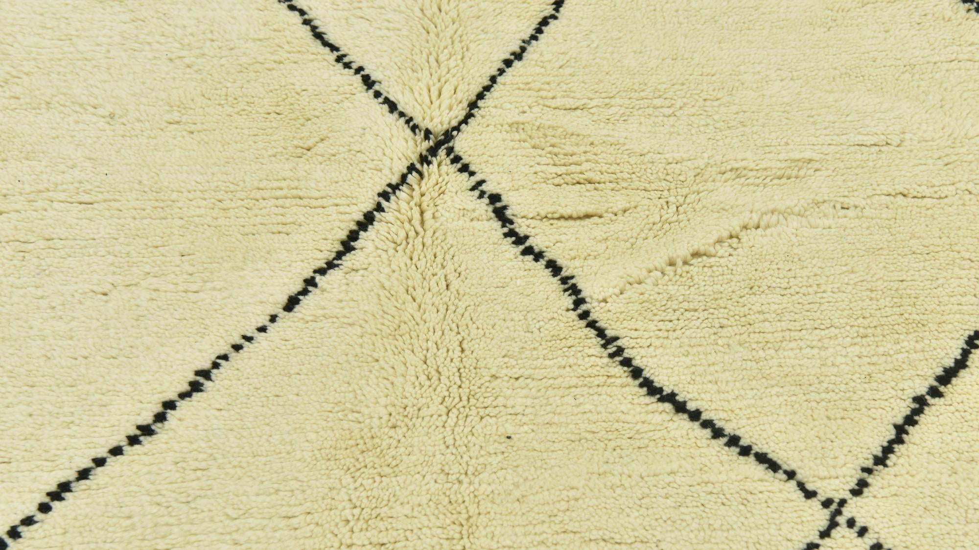 4' 10 x 8' 3 Hand Knotted Moroccan Wool Rug