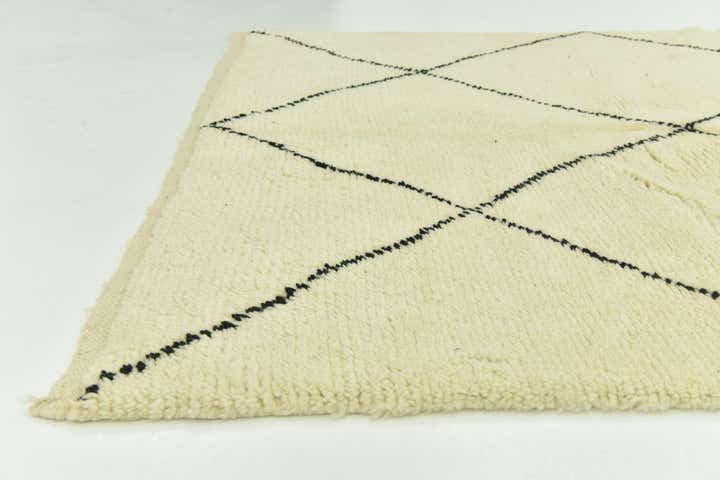 4' 10 x 8' 3 Hand Knotted Moroccan Wool Rug