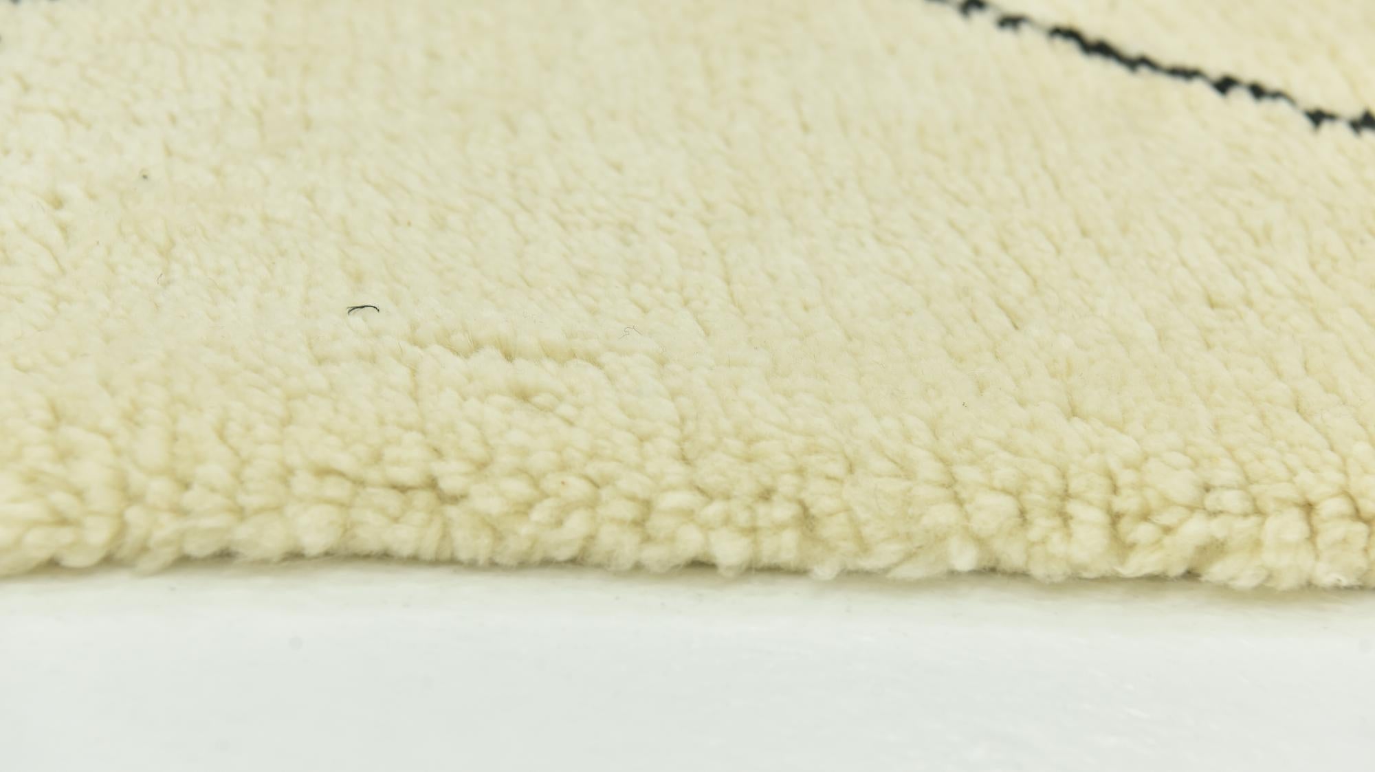 4' 10 x 8' 3 Hand Knotted Moroccan Wool Rug