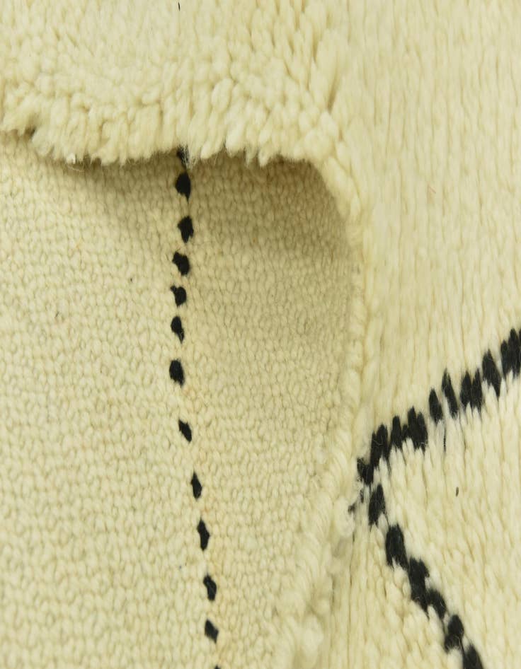 Detail image of 4' 10 x 8' 3  Hand Knotted Moroccan Wool Rug