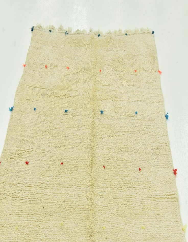 Detail image of 4' 7 x 7' 8 Hand Knotted Moroccan Wool Rug