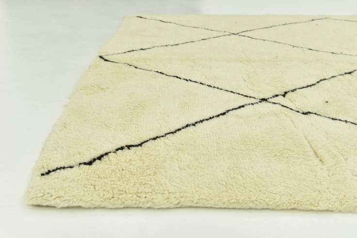 Detail image of 6' 6 x 9' 7 Hand Knotted Moroccan Wool Rug