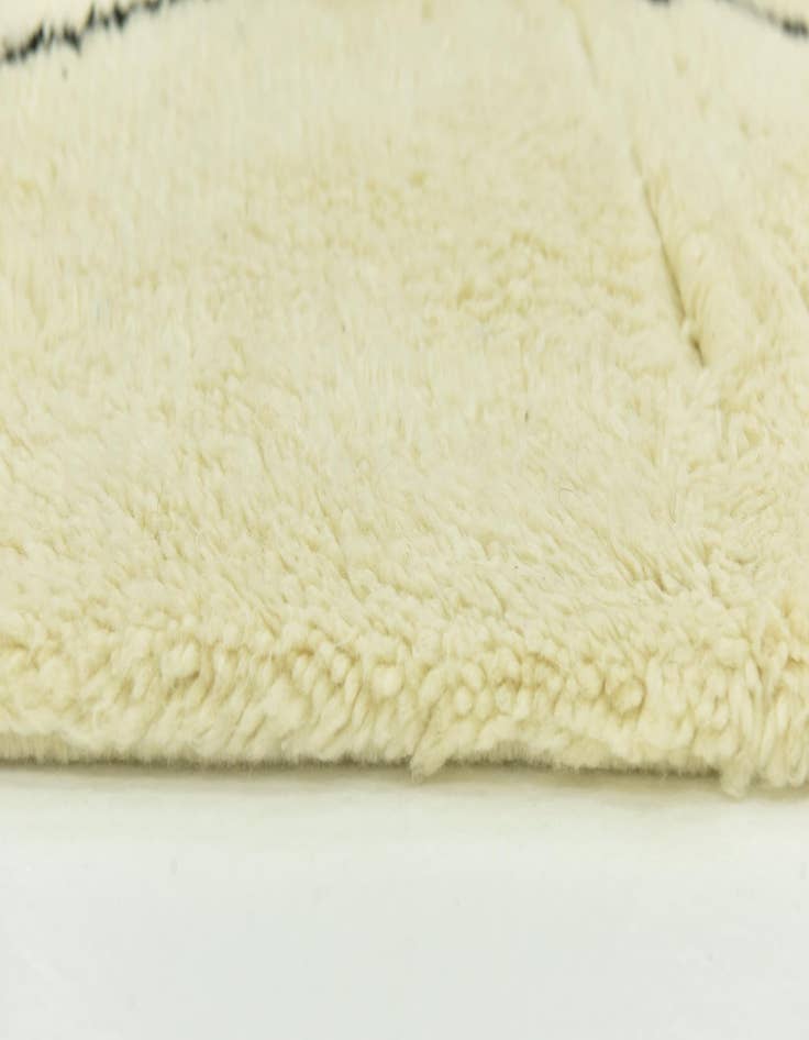 Detail image of 6' 6 x 9' 7  Hand Knotted Moroccan Wool Rug