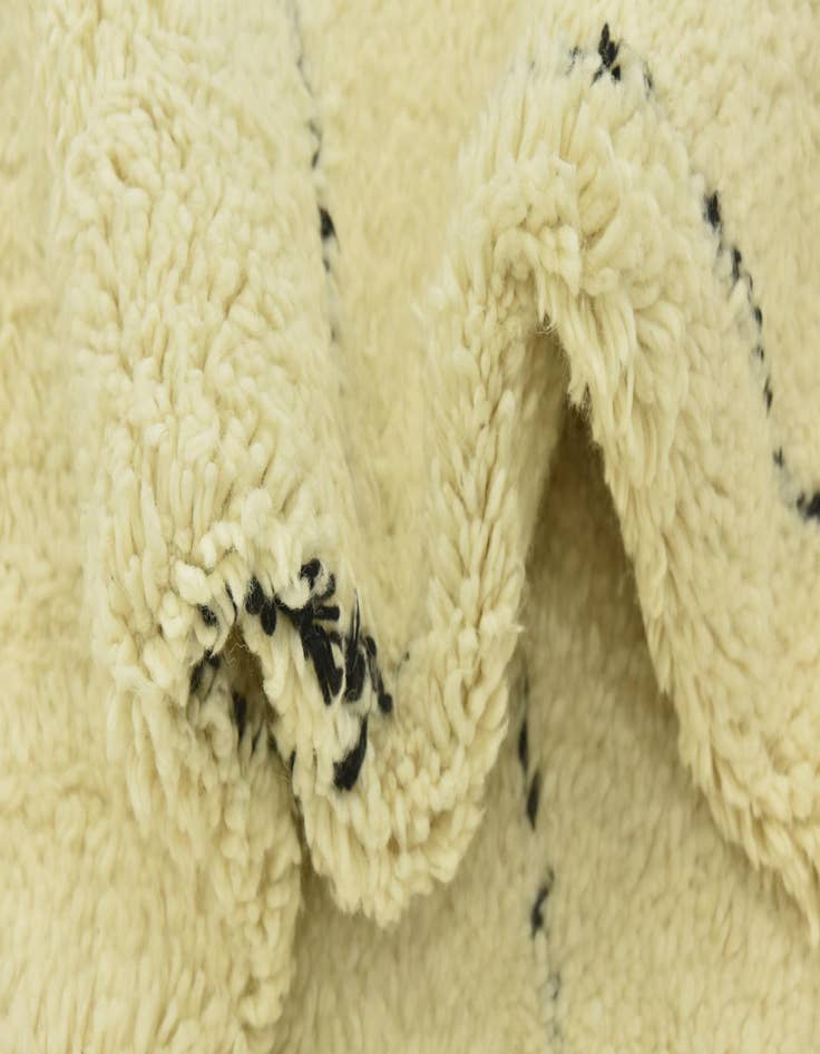 Detail image of 6' 8 x 10' 3  Hand Knotted Moroccan Wool Rug