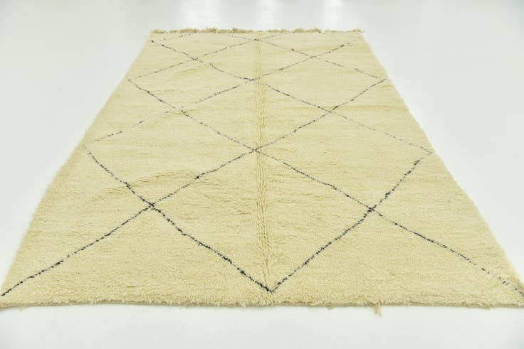 Detail image of 6' 8 x 10' 3 Hand Knotted Moroccan Wool Rug