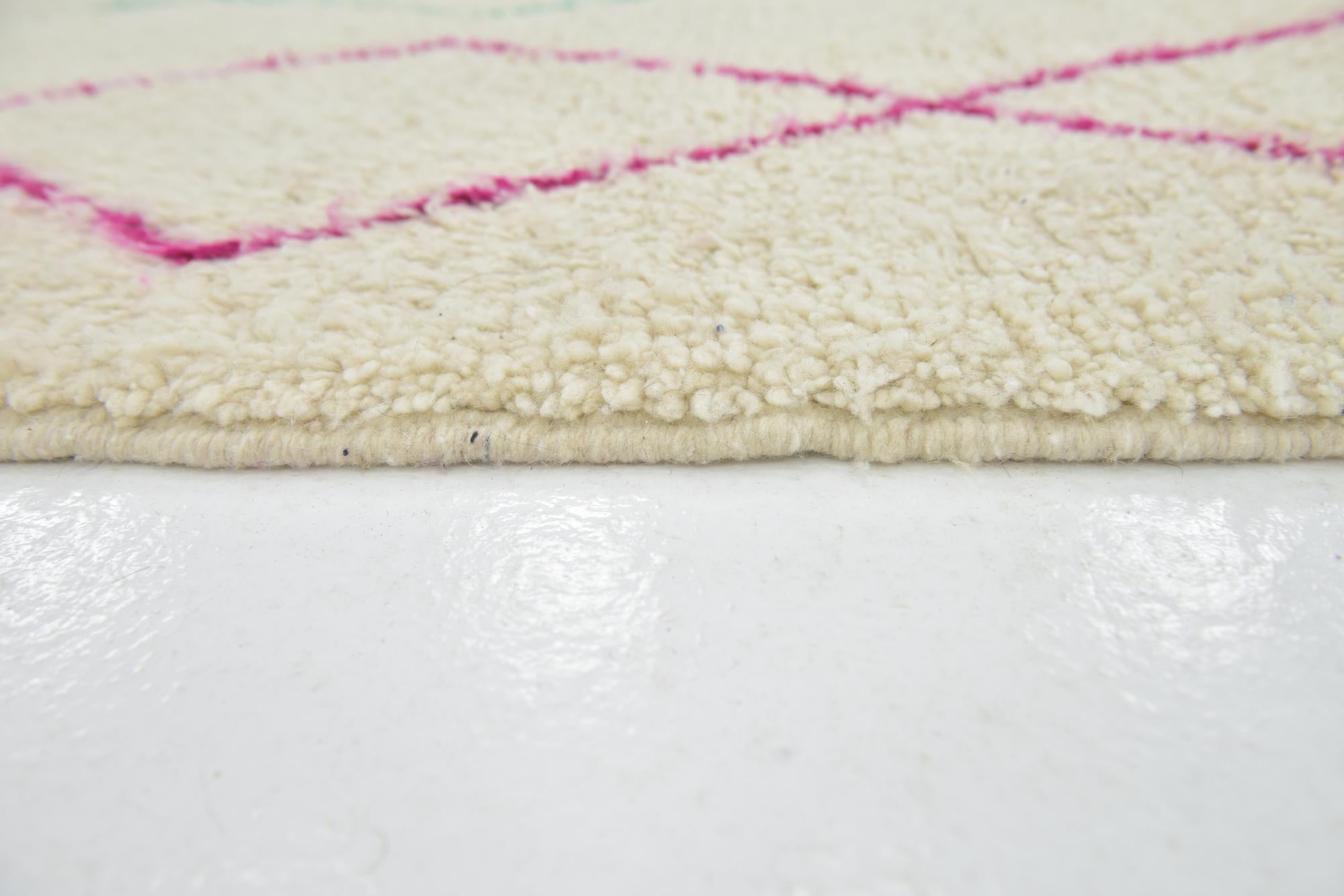 4' 9 x 8' Hand Knotted Moroccan Wool Rug