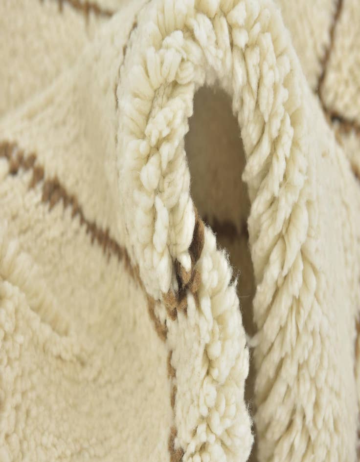 Detail image of 4' 9 x 8' 3  Hand Knotted Moroccan Wool Rug