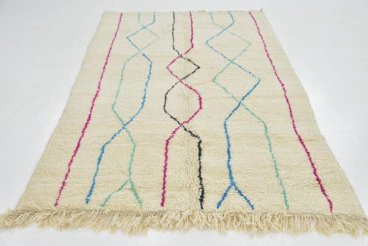 Detail image of 5' x 8' Hand Knotted Moroccan Wool Rug